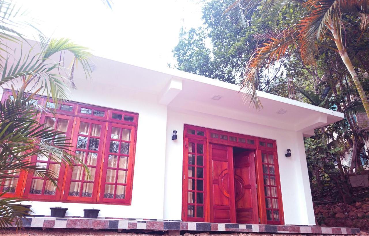 Daffodils Inn Nallathanniya Exterior foto